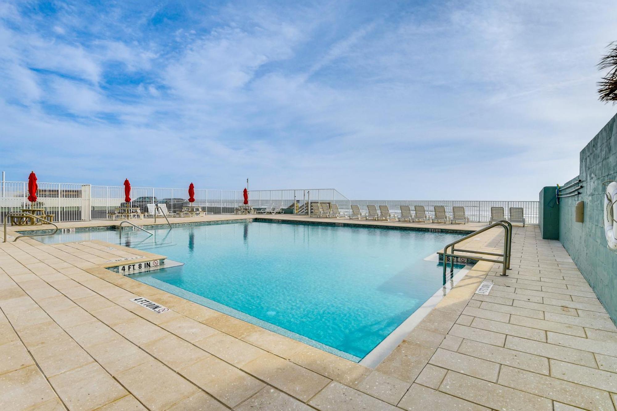 Updated Daytona Beach Oceanfront Studio! ภายนอก รูปภาพ